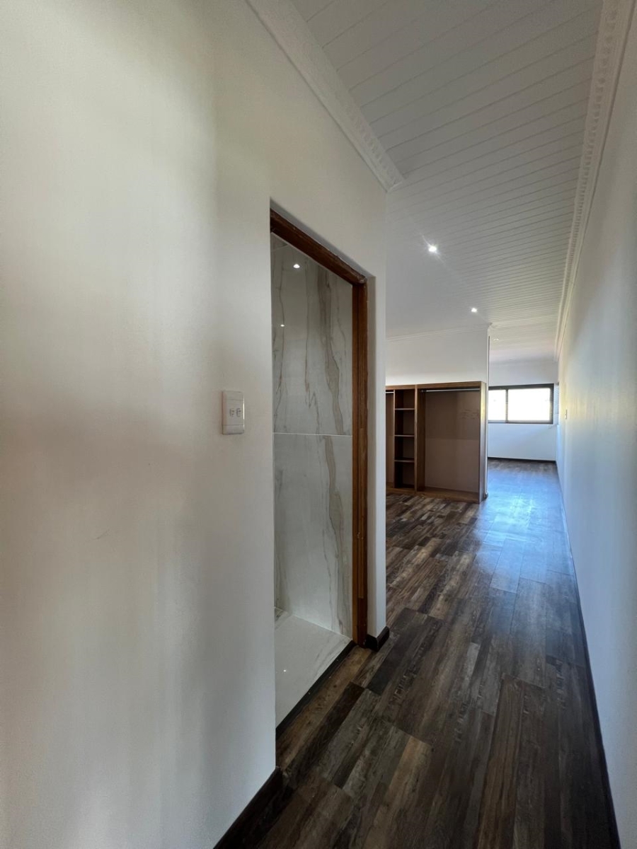 5 Bedroom Property for Sale in Royalston Residential Estate and Wildlife Reserve Eastern Cape